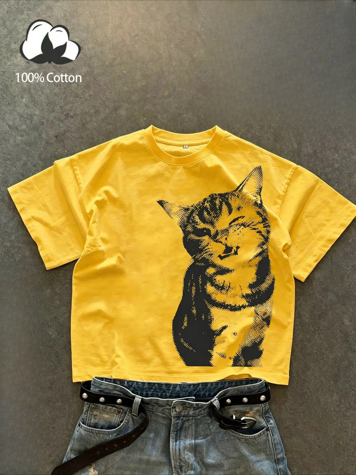 Retro Cute Cat Graphic T-Shirt, Sweatshirt & Hoodie – Funny Pet Lover Vintage Streetwear Apparel