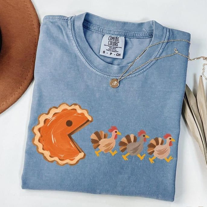 Funny Thanksgiving Pumpkin Pie & Turkey Graphic T-Shirt, Sweatshirt & Hoodie