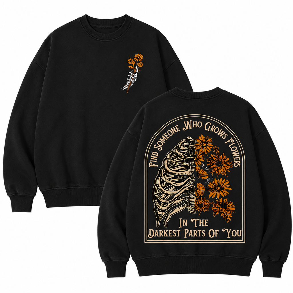 Dark Floral Skeleton Graphic Shirt – Vintage Gothic Skull T-Shirt, Sweatshirt & Hoodie