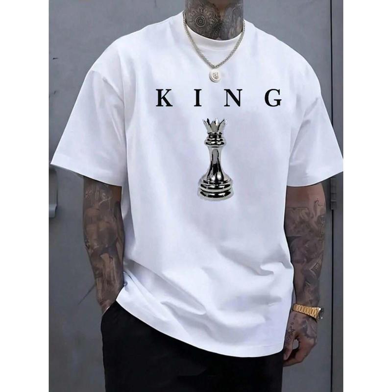 King Chess Graphic T-Shirt/Hoodie/Sweatshirt – Minimal Streetwear Tee For Men