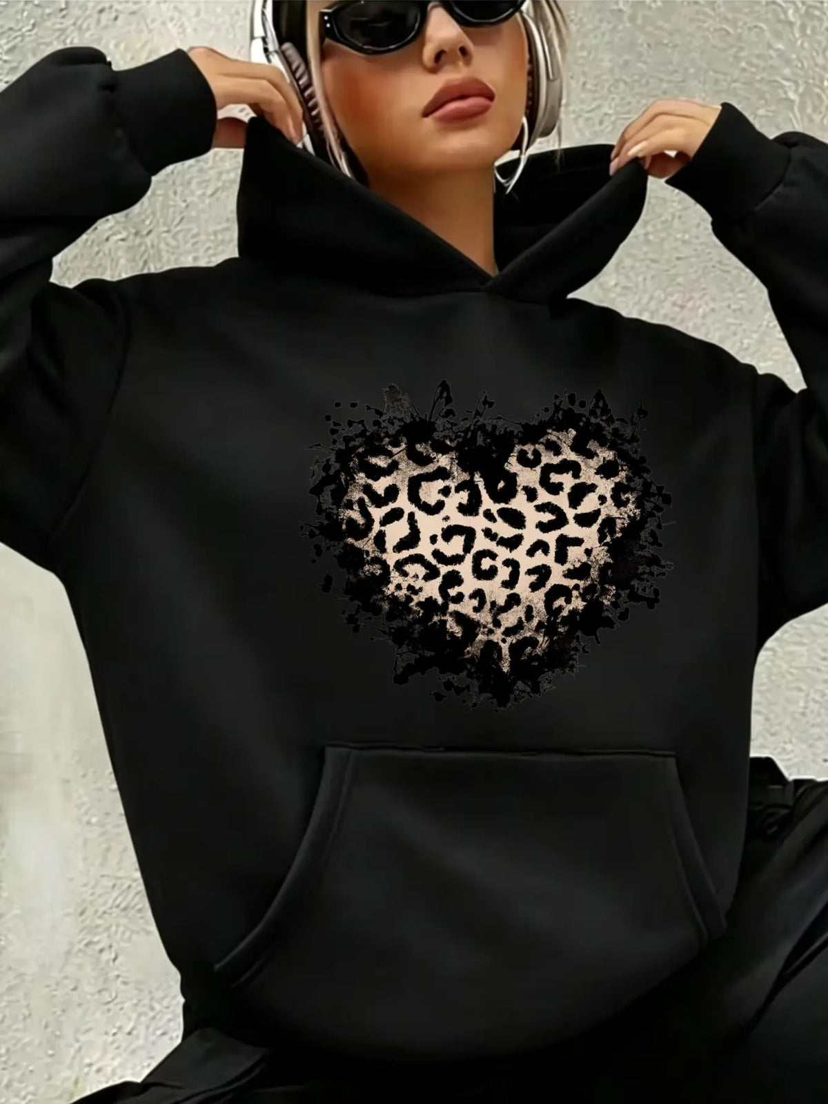 Women’s Leopard Heart Hoodie/Sweatshirt/T-shirt – Distressed Graphic Casual Pullover Sweatshirt